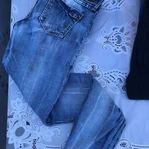 Women’s Express Denim jeans, Light wash, Size 2R